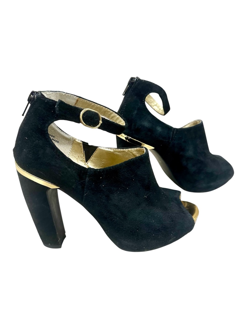 Seychelles Black Suede Peep-Toe Block Heel Sandals with Gold Accent Size 7
